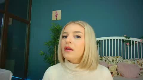 Alisa online show from 10.25.25