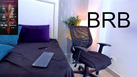  peach1  online show from 01.27.25