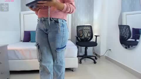 Snapshot of _peach1_ chatting on 06.22.26 peach1 online show from 06.22.26