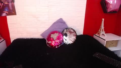 Laura online show from 09.20.25