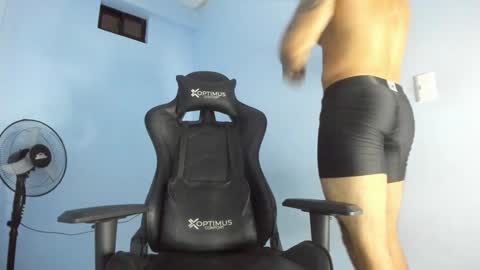 Snapshot of _poseidon1_ chatting on 01.23.25 Poseidon online show from 01.23.25