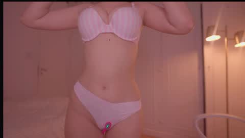 Eva online show from 04.21.26