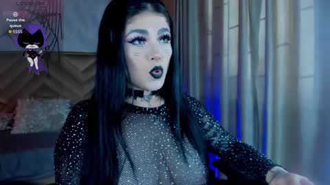 Raven online show from 10.22.25