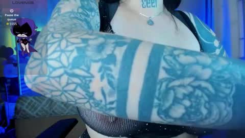 Raven online show from 12.20.25