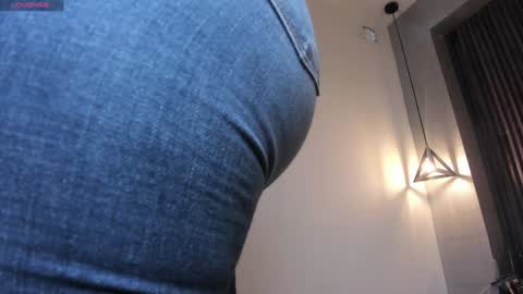 rebecca online show from 01.12.25