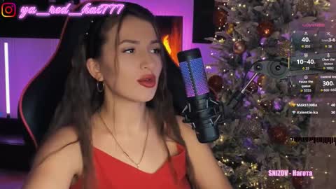 Snapshot of _red_hat_7 chatting on 11.20.25 -RED HAT- online show from 11.20.25