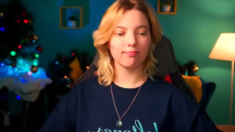 Snapshot of _rockstone_ chatting on 12.16.24 Rock stone online show from 12.16.24