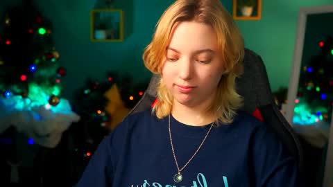 Snapshot of _rockstone_ chatting on 12.16.24 Rock stone online show from 12.16.24