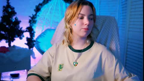 Snapshot of _rockstone_ chatting on 12.17.24 Rock stone online show from 12.17.24