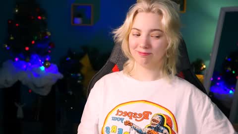 Snapshot of _rockstone_ chatting on 12.21.24 Rock stone online show from 12.21.24