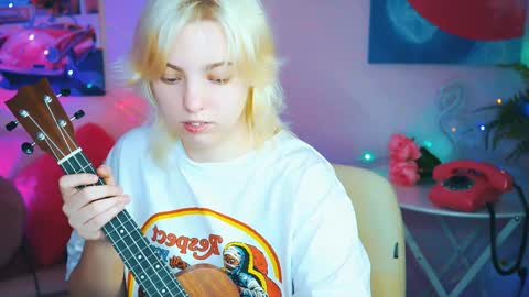 Snapshot of _rockstone_ chatting on 12.23.24 Rock stone online show from 12.23.24