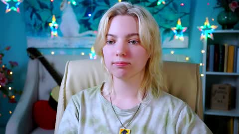 Snapshot of _rockstone_ chatting on 12.26.24 Rock stone online show from 12.26.24