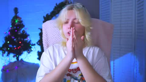 Snapshot of _rockstone_ chatting on 01.08.25 Rock stone online show from 01.08.25