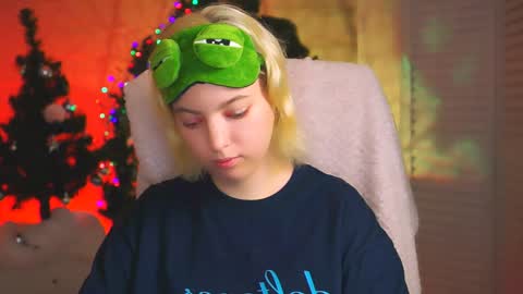 Snapshot of _rockstone_ chatting on 01.11.25 Rock stone online show from 01.11.25