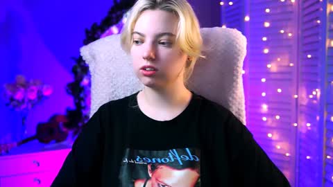 Snapshot of _rockstone_ chatting on 01.21.25 Rock stone online show from 01.21.25