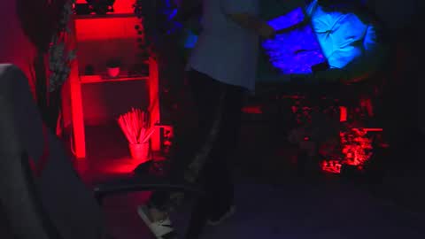 Snapshot of _rockstone_ chatting on 02.19.25 Rock stone online show from 02.19.25