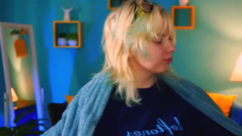 Snapshot of _rockstone_ chatting on 02.24.25 Rock stone online show from 02.24.25