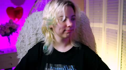 Snapshot of _rockstone_ chatting on 03.07.25 Rock stone online show from 03.07.25