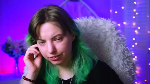 Snapshot of _rockstone_ chatting on 10.11.25 Rock stone online show from 10.11.25