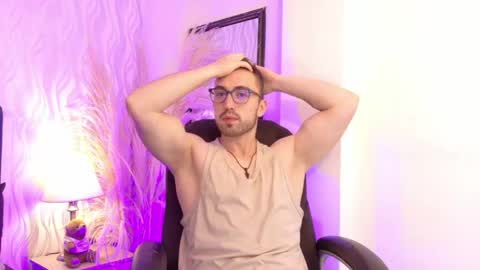 Snapshot of _ryan__1 chatting on 04.16.26 Ryan online show from 04.16.26