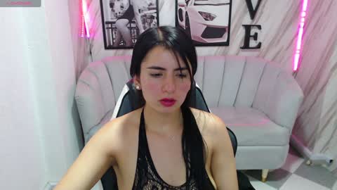 Snapshot of _samantha_b chatting on 01.03.25 Samantha online show from 01.03.25