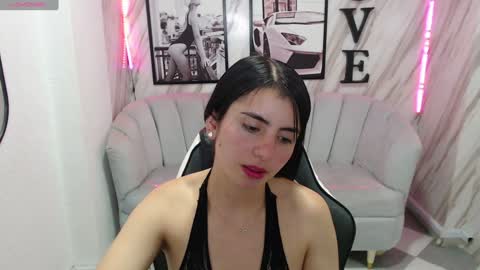 Snapshot of _samantha_b chatting on 01.07.25 Samantha online show from 01.07.25