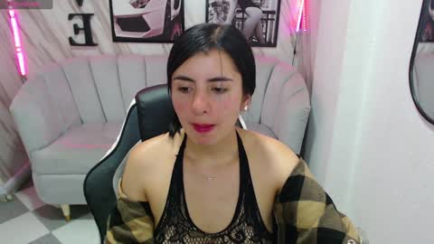 Snapshot of _samantha_b chatting on 01.13.25 Samantha online show from 01.13.25