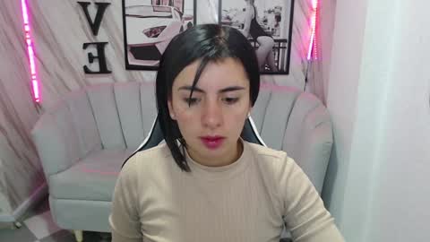 Snapshot of _samantha_b chatting on 01.18.25 Samantha online show from 01.18.25