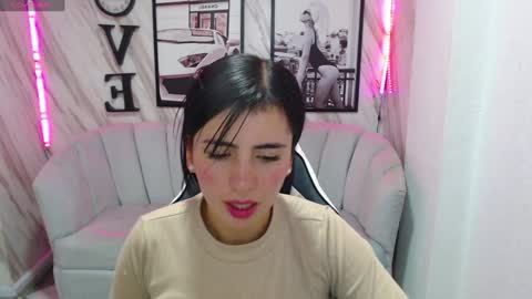 Snapshot of _samantha_b chatting on 01.18.25 Samantha online show from 01.18.25