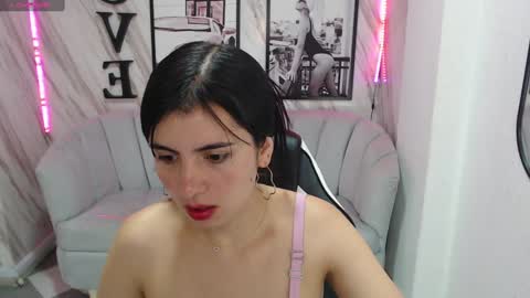Snapshot of _samantha_b chatting on 01.20.25 Samantha online show from 01.20.25