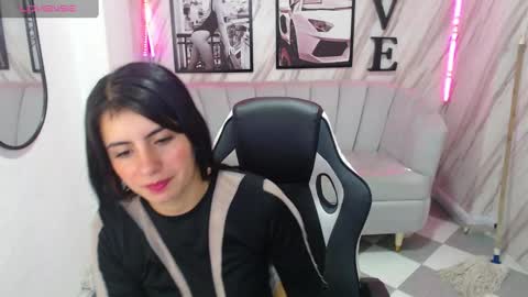 Snapshot of _samantha_b chatting on 02.26.25 Samantha online show from 02.26.25