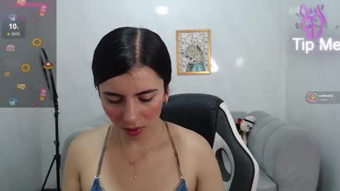 Snapshot of _samantha_b chatting on 10.04.25 Samantha online show from 10.04.25