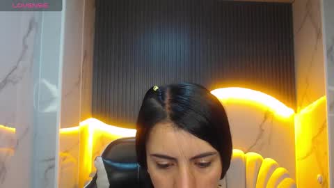 Snapshot of _samantha_b chatting on 10.06.25 Samantha online show from 10.06.25