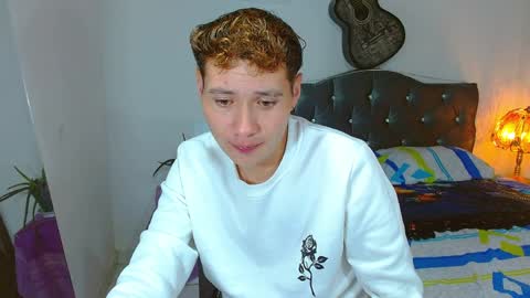 santi online show from 04.07.26