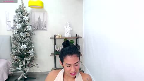 Sassy Girl online show from 12.12.24