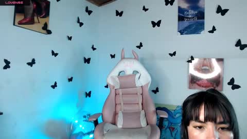 Snapshot of _serendepia_ chatting on 02.13.25 Serendipia online show from 02.13.25