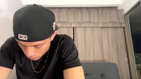 Juan Pablo-independent model online show from 10.07.25