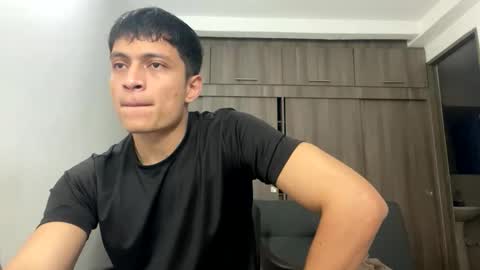 Juan Pablo-independent model online show from 03.19.26