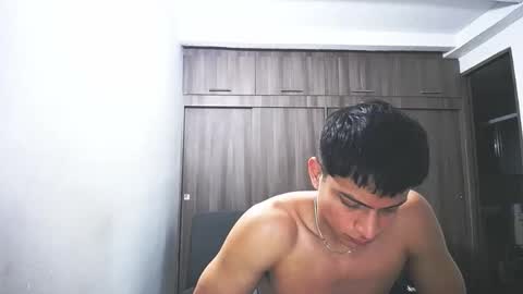 Juan Pablo-independent model online show from 03.28.26