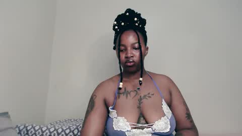 Snapshot of _sexysquirter chatting on 11.13.25 _sexysquirter online show from 11.13.25