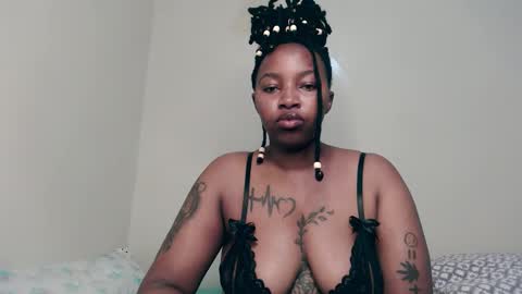 Snapshot of _sexysquirter chatting on 11.15.25 _sexysquirter online show from 11.15.25