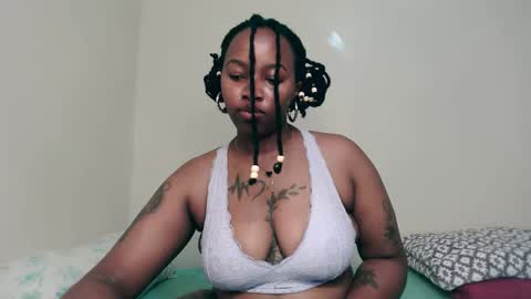 Snapshot of _sexysquirter chatting on 11.16.25 _sexysquirter online show from 11.16.25