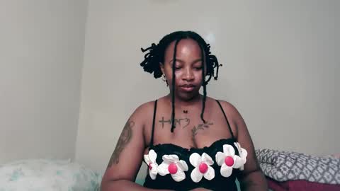 Snapshot of _sexysquirter chatting on 11.29.25 _sexysquirter online show from 11.29.25