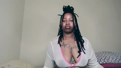 Snapshot of _sexysquirter chatting on 12.04.25 _sexysquirter online show from 12.04.25