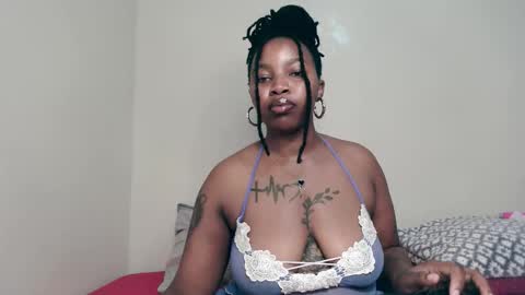 Snapshot of _sexysquirter chatting on 12.16.25 _sexysquirter online show from 12.16.25