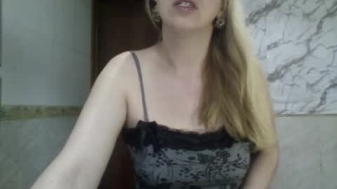 Snapshot of _sexyxsveta_ chatting on 06.11.26 SexyXSveta online show from 06.11.26