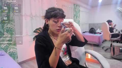 _sharlotte777 online show from 11.18.25