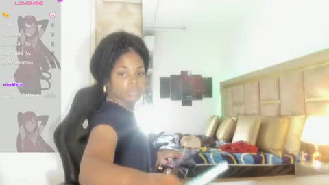 Snapshot of _shirleyy_ chatting on 06.20.26 Shirley online show from 06.20.26