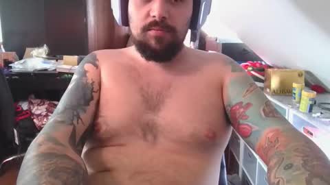 _smiley_bear27 online show from 10.25.25