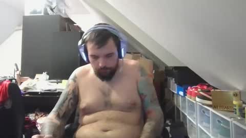 _smiley_bear27 online show from 11.03.25